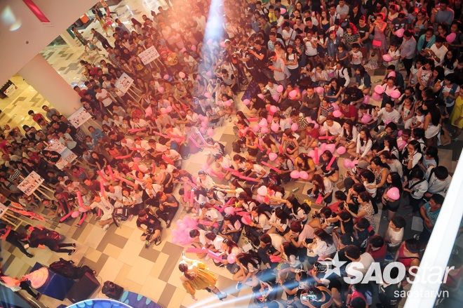 minhhangfanmeeting58