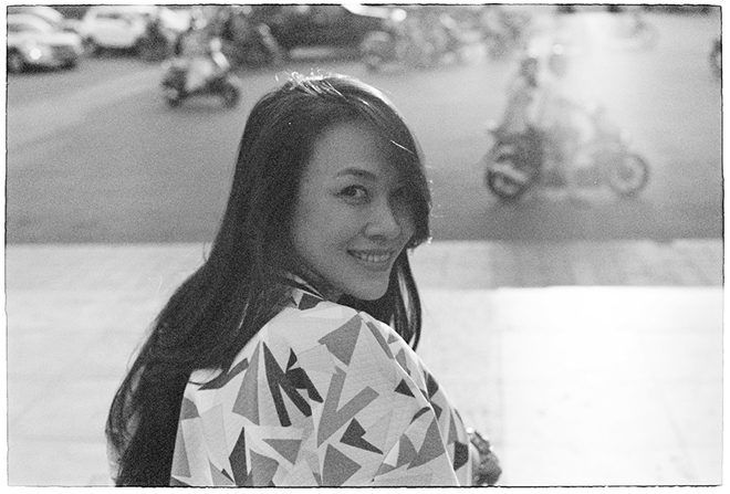 Mỹ Tâm liên tục gửi tới khán giả những bộ hình mang nhiều ý nghĩa đặc biệt.