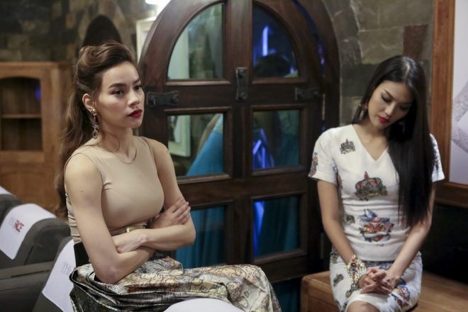 Hà Hồ , Phạm Hương thất vọng với quyết định của Mai Phương Thúy