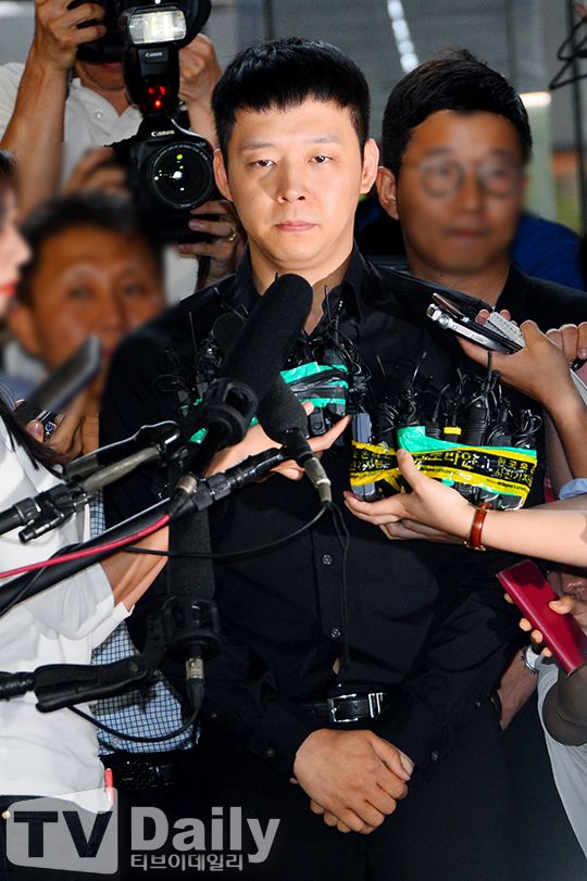 Park Yoochun khó có thể bị kết tội hãm hiếp chỉ bằng DNA trong vật chứng.