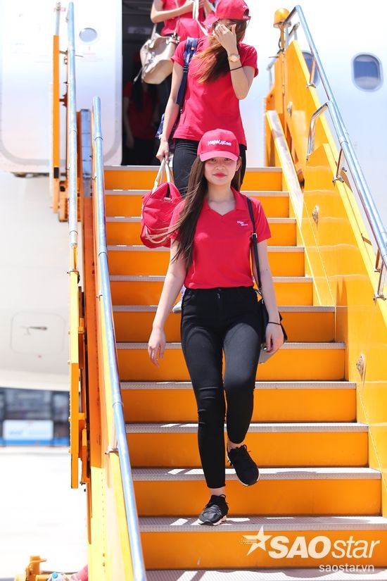 ThisinhTheFacenaoloansanbay (36)