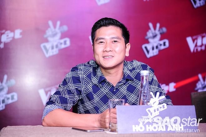 Giám đốc Âm nhạc Hồ Hoài Anh sẽ đứng sau hỗ trở cho 3 HLV.