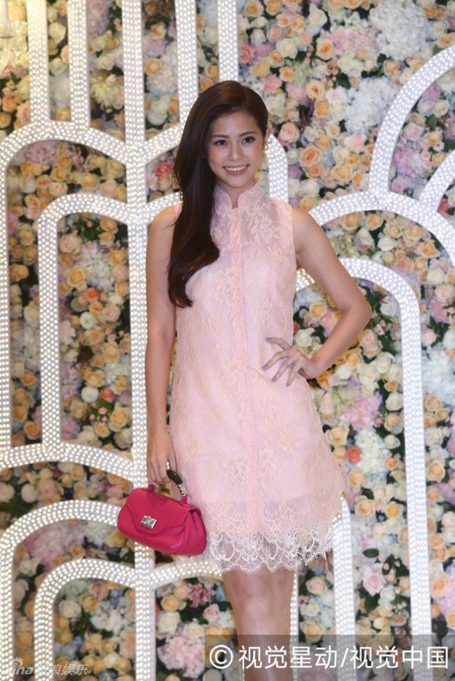 Nhậm Gia Huyên có mặt chung vui.