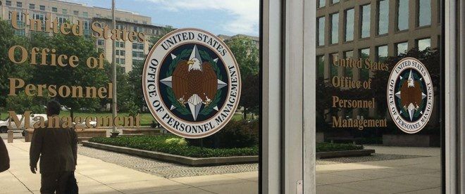 Khoảng 22 triệu người bị ảnh hưởng trong đợt tin tặc Trung Quốc tấn công hệ thống lưu trữ dữ liệu của OPM. Ảnh: AP