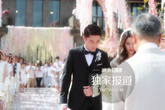 Lâm Tâm Như đã khóc trong ngày cưới.