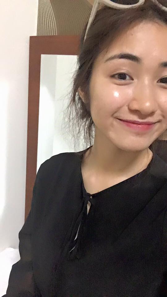 Và giờ càng tự tin khoe mặt mộc mà không cần qua app chỉnh sửa nào.