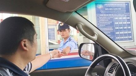 tin-moi-vu-cao-toc-phap-van---cau-gie-thu-chenh-700-trieu-dongngay-29-133540