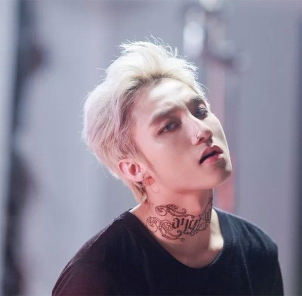 Sơn Tùng M-TP luôn là cái tên Hot trong làng nhạc Việt mỗi khi ra sản phẩm âm nhạc nào đó.