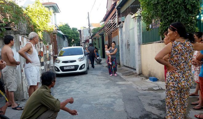 a-1-tai-xe-taxi-bi-truy-sat-1470627105