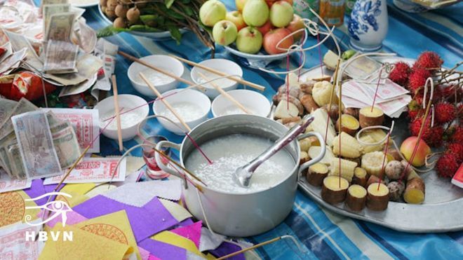 Lễ cúng cô hồn nên dùng hoàn toàn đồ chay. (Ảnh minh họa)