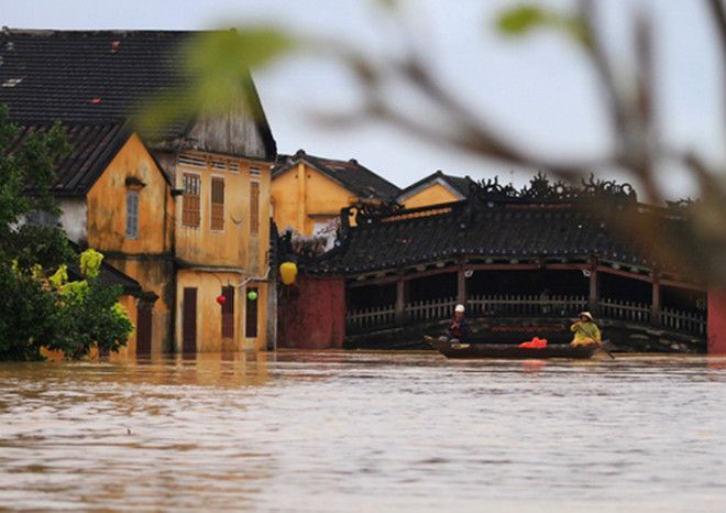 Và cả những mùa bão lũ.