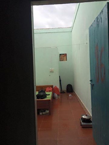 Cứ tưởng trần nhà vẽ 3D nhưng hóa ra không phải.