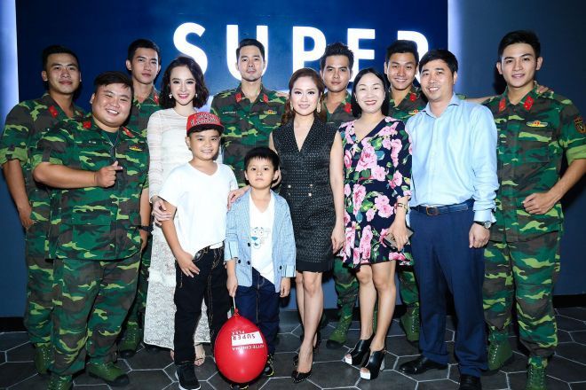 Tình yêu, lòng thù hận, sự trả giá, những mất mát từ sâu thẳm… tất cả hoà quyện vào nhau trong một không gian hùng vĩ “đẹp từng centimet”, “Sứ mệnh trái tim” ngay từ khi công bố dự án đã được sự đón đợi của khán giả trẻ.