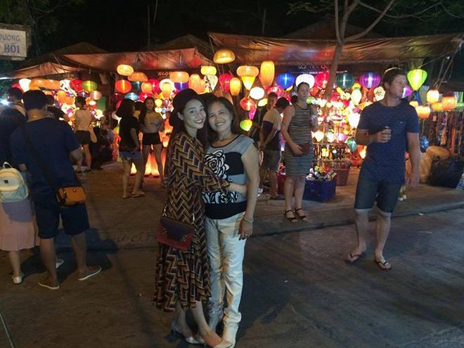 Hình ảnh mới nhất của hai mẹ con Nhã Phương ở Hội An - Đà Nẵng.