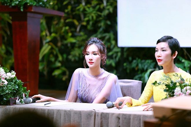 Bên cạnh nhân vật chính của buổi gặp gỡ, siêu mẫu Xuân Lan là một trong những tên tuổi được chú ý. Xuân Lan vừa là một người bạn thân, vừa là người phát hiện, “tiếp lửa” cho Kim Nguyễn tự tin bước vào cuộc thi nhan sắc.
