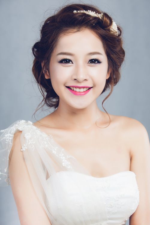 Hoặc màu hồng cam như thế này.
