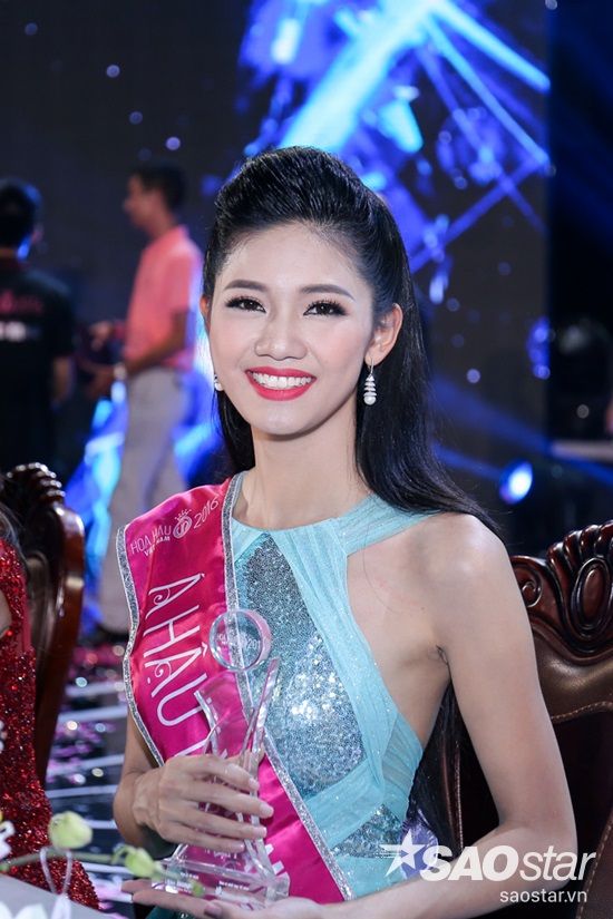 hoa-hau-my-linh-4