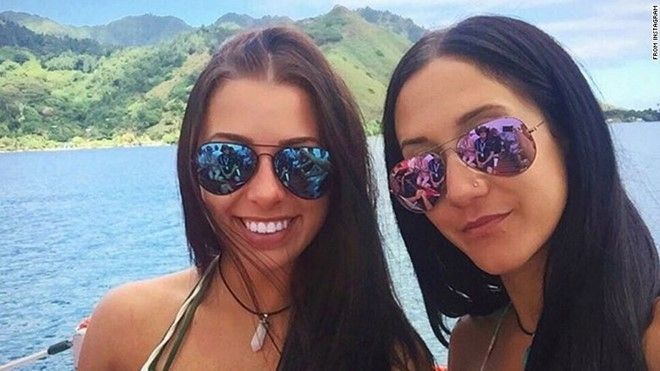 Những ảnh của Melina Roberge, Isabelle Lagacé trên Instagram cho thấy họ tận hưởng cuộc sống khá xa hoa, với những chuyến du lịch khắp thế giới. Ảnh: CNN.