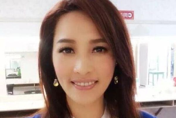 Được biết cô phát hiện bị mắc bệnh trong một lần kiểm tra sức khỏe. Dù đã tích cực điều trị nhưng Hồng Bách Tuệ không thể chống lại căn bệnh và ra đi ở độ tuổi 39.