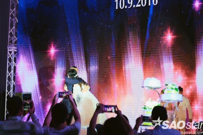 saostar_dam-cuoi-chi-anh-1