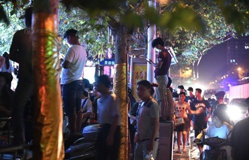 147366090281145-10-2003-1473737490