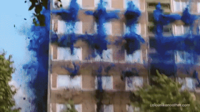 Những quảng cáo bá đạo khiến bạn phải dụi mắt lia lịa vì quá đẹp, quá màu sắc Ảnh 2