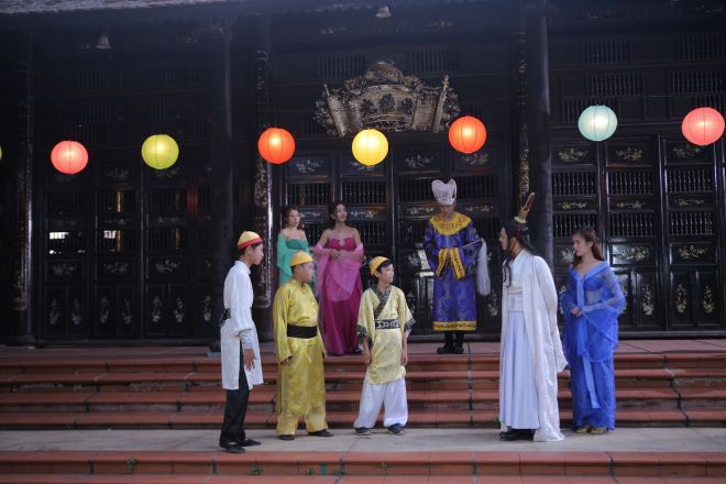 Khác hoàn toàn so với hậu cung trong các phim cổ trang, hậu cung trong Thiên Long Bát Bộ chuyện chưa kể rất hòa thuận và đầm ấm, không thấy các nàng đấu đá tranh sủng. Tuy nhiên ai được sủng nhiều ít thì chắc mỗi Đoàn Dự biết mà thôi!