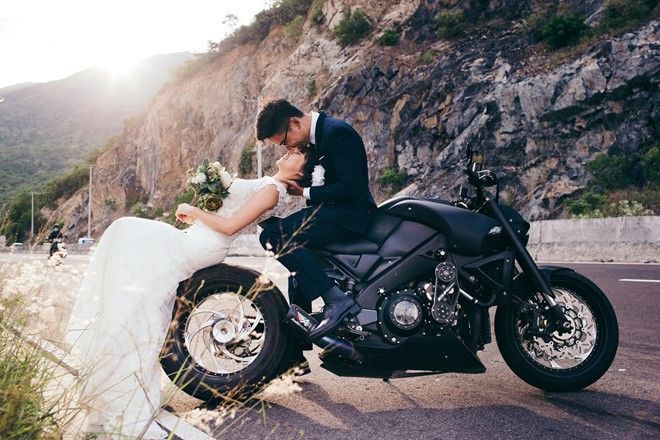 Sau hơn 3 năm yêu nhau, Phạm Đức và Thu Thảo quyết định về chung một nhà.