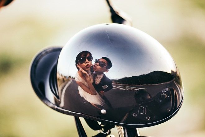 Bộ ảnh cặp Hà thành bên xe phân khối lớn nhận được nhiều sự thích thú của mọi người.