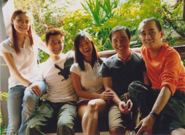 Thanh Thảo, Quang Dũng, Hồng Nhung và Quang Linh và giây phút vui vẻ cùng Minh Thuận.