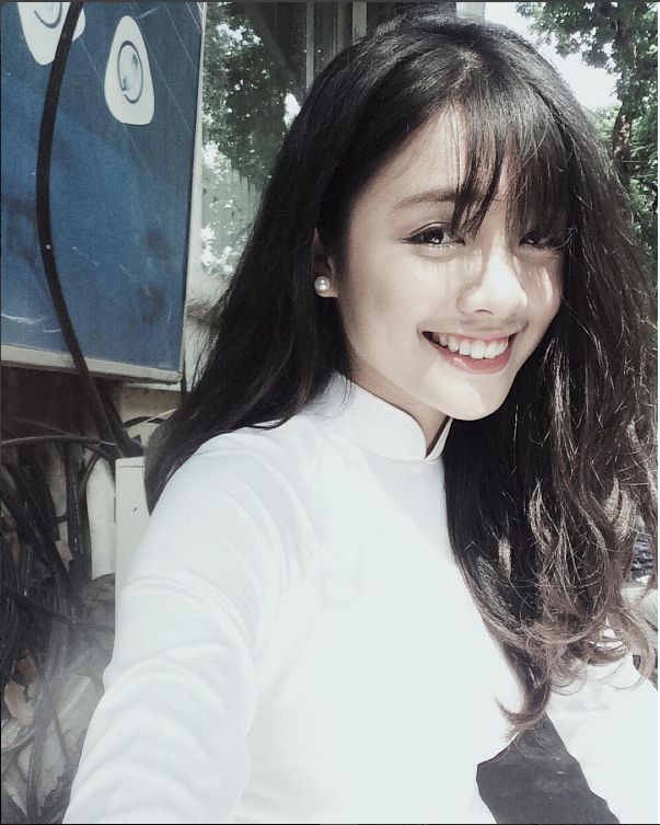 Nụ cười chính là "vũ khí" đánh gục bất cứ chàng trai nào khi ngắm nhìn những bức hình của cô bạn này.