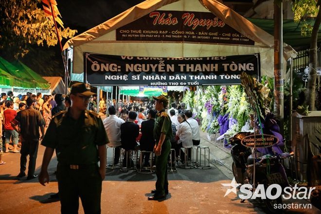 Lực lượng dân phòng được tăng cường.