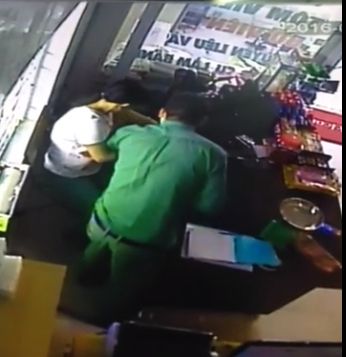 anh-huytruong-hainguoinuocngoailuatien-h1-1474779767204