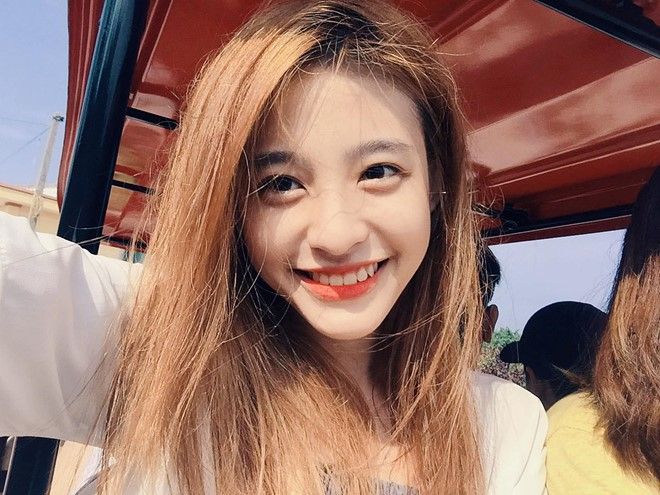 "Được nhiều người biết đến, mình khá bất ngờ và vui. Điều đó không ảnh hưởng gì đến cuộc sống hiện tại của mình", 9X Hà thành chia sẻ. 