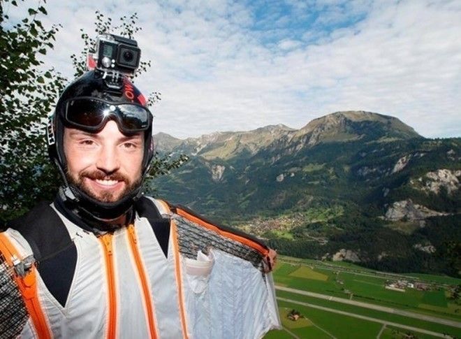 Chàng trai xấu số Armin Schmieder tử vong do nhảy Wingsuit flying từ độ cao hơn 3.000 m hôm 26/8. Ảnh: Ilgazzettino. 