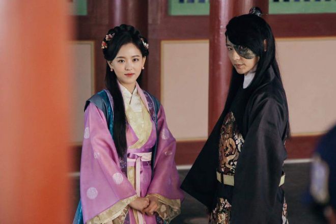 Hình ảnh của Kang Ha Na trong Moon Lovers.