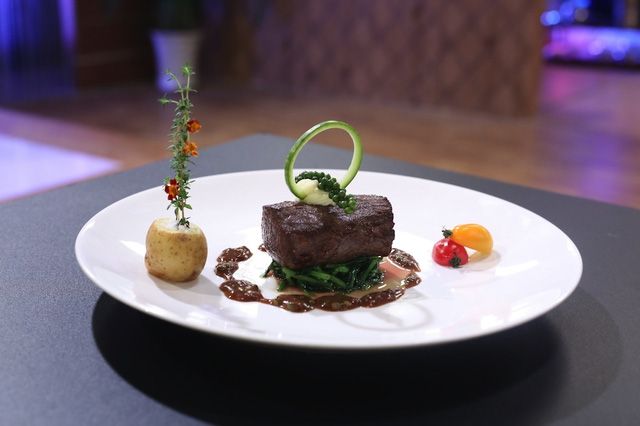 quoc-huan-mon-beefsteak-1475421724826