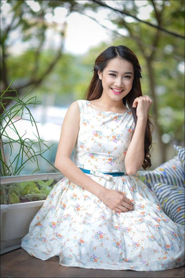 Nữ tính có lẽ đã là một phong cách riêng của Nhã Phương