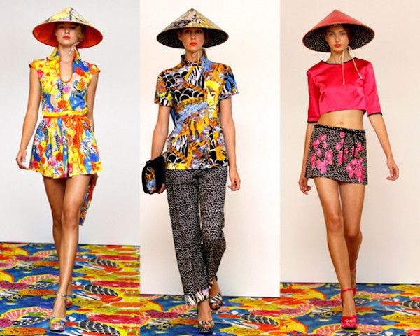 Philosophy di Alberta Ferretti thậm chí còn mang nón lá của Việt Nam chúng ta lên sàn catwalk