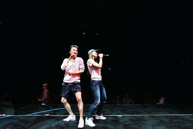 Đàm Vĩnh Hưng xuất hiện giản dị, miệt mài tập luyện cùng Hồng Ngọc.