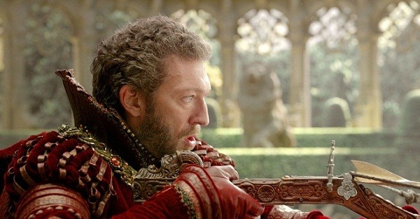 Nam tài tử Vincent Cassel trong Beauty and the Beast.