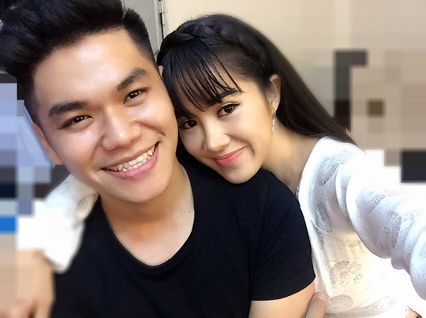Mặc dù hơn bạn trai 7 tuổi nhưng nhìn Lê Phương vẫn rất trẻ trung.