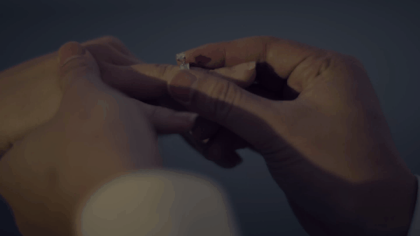 Sau tất cả, Lê Hoàng (The Men) bí mật cầu hôn bạn gái Việt Huê tại Úc Ảnh 2