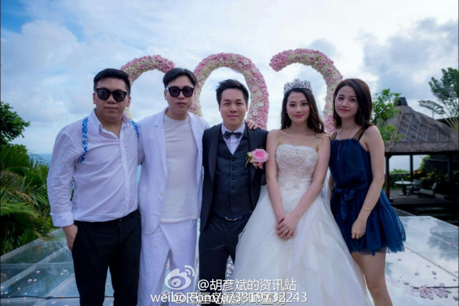 Hồ Ngạn Bân dự đám cưới bạn vào tháng 9 lại bị nói là đi cùng Trịnh Sảng vào tháng 11