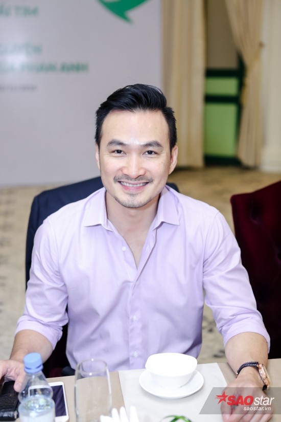 Nam diễn viên Chi Bảo rất xúc động khi biết những khó khăn