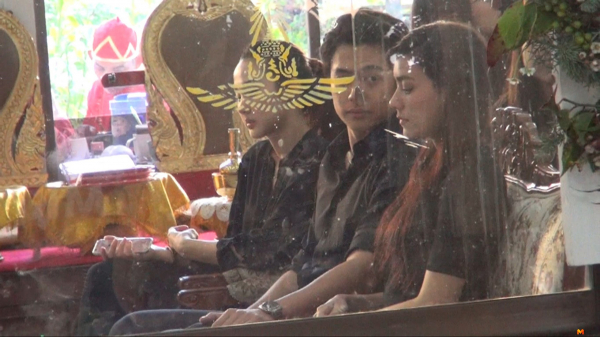 148298-r-1480337522858