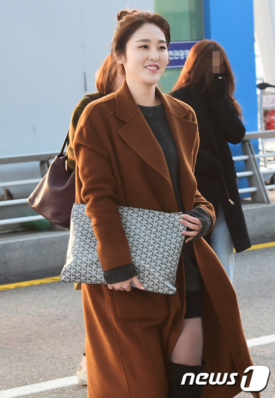 MC của lễ trao giải năm nay, Shin Ayeong