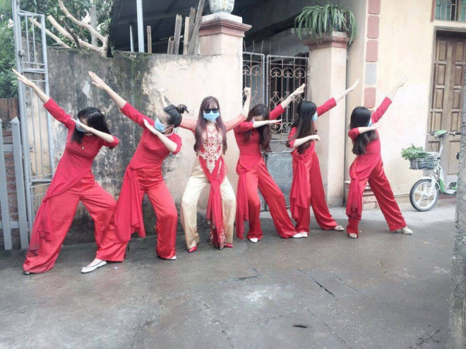 cuoi-ngoac-mieng-voi-nhung-doi-quan-be-trap-lay-loi-nhat-viet-nam-doiquanbele17-1480906239-width960height719-copy