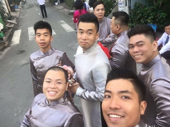 Chồng Huỳnh Lý Đông Phương trong ngày ăn hỏi. 