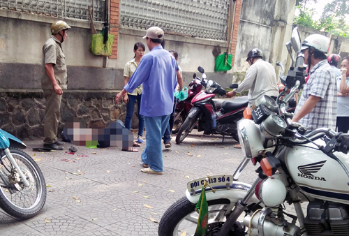 chem-nhau-sg-4292-1482212675